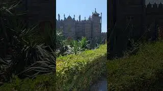 Воронцовский дворец, Алупка. 🎵 Герои III Крым, под Ялтой #crimea #beauty #summer  #heroes3
