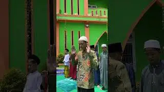 BAJU BARU MENYAMBUT HARI RAYA