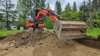 House pad stage one with the Kubota KX 040 4