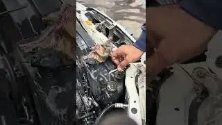 Overheated Car&rsquo;s Radiator Cap Open Trick #overheating #radiator #cup #open #trick