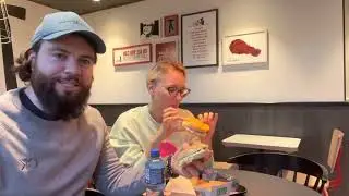 We tried the new VEGAN KFC Zero Chicken burger in London, UK 🍔🇬🇧