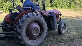 Prevoz zemlje s traktorjem na drva