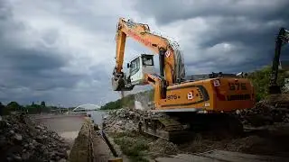 Liebherr R976LC-V longreach excavator - Baldewijns