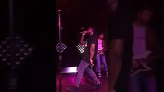 Xavier Omar performing Runnin&rsquo; Round at Warehouse Live
