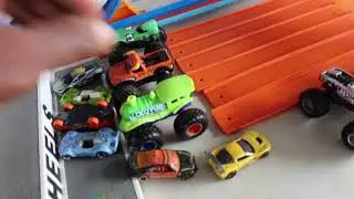 hotwheels monster truck risers for super 6 lane raceway