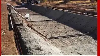 CANAL PLUVIAL REVESTIDO DE CONCRETO