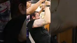 Sanjay Dutt's INTENSE workout in the gym 😮 #shorts #sanjaydutt