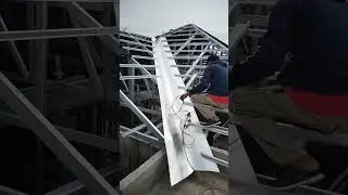 installation of galvalum gutters for a hipped roof #construction #builder #tools #diy #roof #gutters