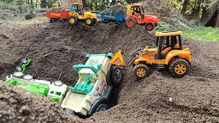drive tractor and JCB uploading || JCB road construction video dumper truck tractor loading