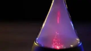 Raindrop Nebulizing Aromatheray Diffuser in Action