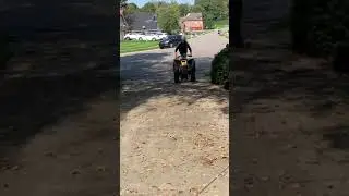 Big Dude Wheelies Small 90cc Quad😂 #shorts #wheelie