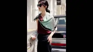 Silk Sensation: Custom Scarves Worn by Models on the Catwalk