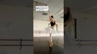 BLACK SWAN VS WHITE SWAN #blackswan#whiteswan#swanlake#difference#acting#ballerina#tutu#pointeshoes