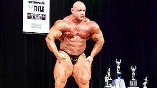 IFBB Pro bodybuilder Branch Warren - Guest posing (2016)