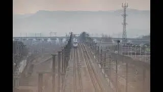 Timelapse of train -Nikkor 400mm f2.8 -the Inter Circulation Train  in Universe
