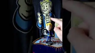 Fallout Vault Boy- Bobblehead Series 1, Energy Weapons | Fallout 4 | The Ink Spots #shorts  #ps4