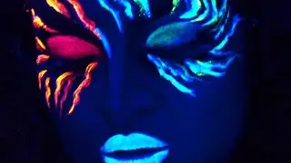 Fluos Colors by Make-Up Atelier Paris