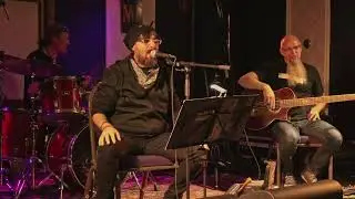 Survolaj - Waiting for the Darkness (live unplugged)