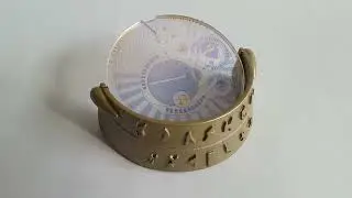Star Trek prop Enterprise Alien Clock 
