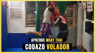 Aprende Muay Thai - Codo Descendente con Salto