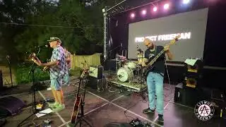 FREEMAN | Live