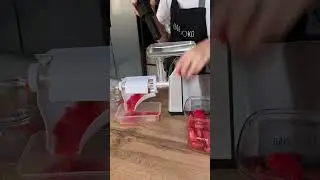 Мясорубка HAROOKO MF-4 серый