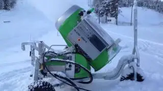 Ny sn&ouml;kanon i Sundsvalls slalombacke l&aring;ter ingenting