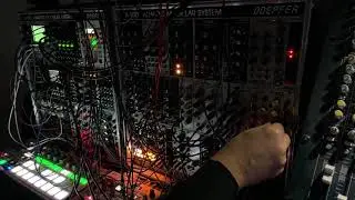 Modular patch 3 - Exploring the Acidlab M303 with the mutable warps (thx  mylar melodies)