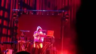Elohim live in Vancouver at Rio theater singing skinny legs and hallucinating 09/07/16