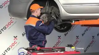 Jak vyměnit zadní brzdové destičky na SKODA SUPERB 2 [Návod]