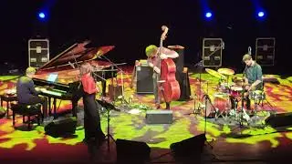 Half Easy Trio ft. Tamara Lukasheva