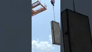 tower crane installation by P&H. 300 Mobile crane