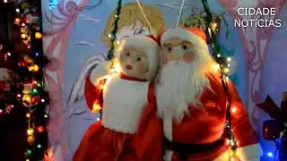 Casa decorada com luzes e enfeites de Natal é destaque em Santa Felicidade