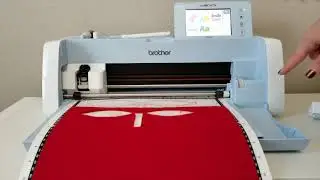 Erin Bassett shows us how to make Reindeer Antlers with the ScanNCut DX SDX225.