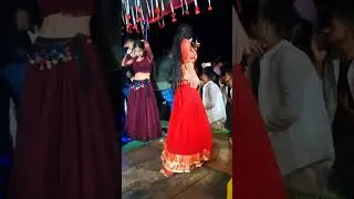 Trending dance group chamak cham chamke angoori badan #kuchbhi #dance #dancer 