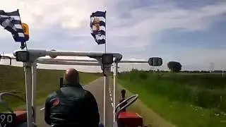 Eicher 3007 met Pipowagen