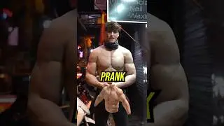 MUSCLE SUIT PRANK in Vietnam! 🇻🇳 #gym #fitness #bodybuilding #prank #joefazer
