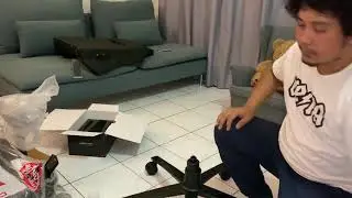 Unboxing and installing the Secretlab Omega 2020 Series Dark Knight Chair