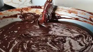 PREPARANDO BOLOS RECHEADOS E DOCES PARA CASAMENTOS pt 1