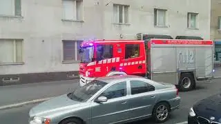 Финские пожарники работают. Хотя и по ложной тревоге.