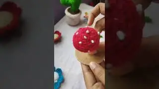 🍄✨ Handmade Magic in Miniature!Crochet mushroom💖#MiniWorld #CrochetArt #HandmadeLove #NatureInYarn