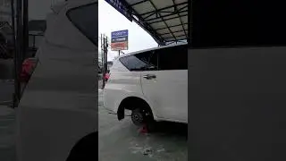 Innova pake Ban forceum hena 225/50/18 racing look | Toko Velg dan Ban ciamis