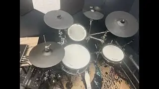На барабанах Roland TD07 можно установить 2 тарелки крэш и райд с 3 зонами! #rolanddrums