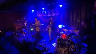 USELESS BAND - MUSE - PANIC STATION - Cover Live @ Les Duke's 2021