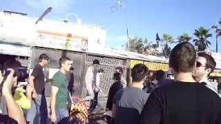 Running into Orlando Bloom on Venice Beach, CA 11/9/09