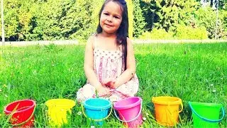 Colors for Children to learn with Colorful Buckets / Learning Video for Kids