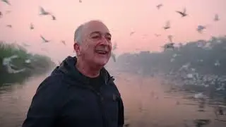 S01E02 - Around the World by Train with Tony Robinson (India & Burma)