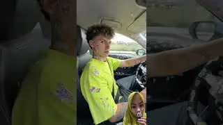 Semua mobil penuh tempelan ade ‼️