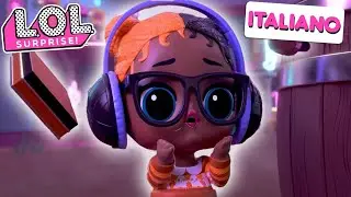 Chi sta infestando Glamour Ghost Town?? 👻 | L.O.L. Surprise! Clip