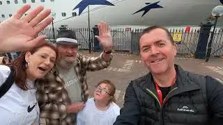 Olivia goes on the Pacific Explorer Part 8. September 2022 Sydney - Moreton Island - Sydney